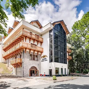 Hotel apartamentowy Zamek Księża Góra ***
