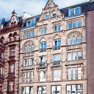  Albergue Five Elements And Capsules Frankfurt Alemanha