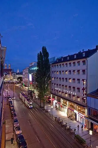 Hotel Stachus Munique